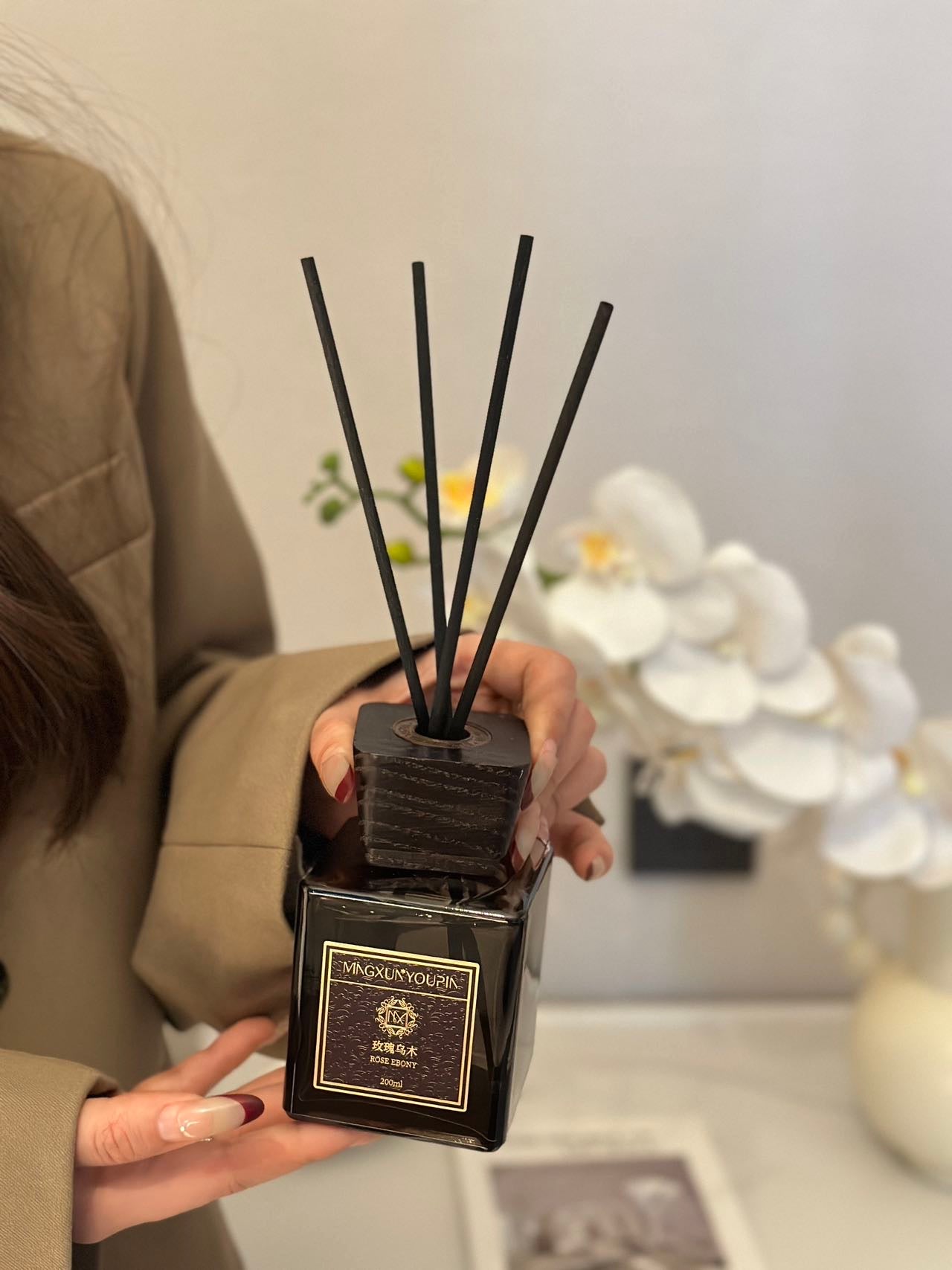 MingXun Reed Diffuser, Botanical Series - Rose & Ebony 200ml