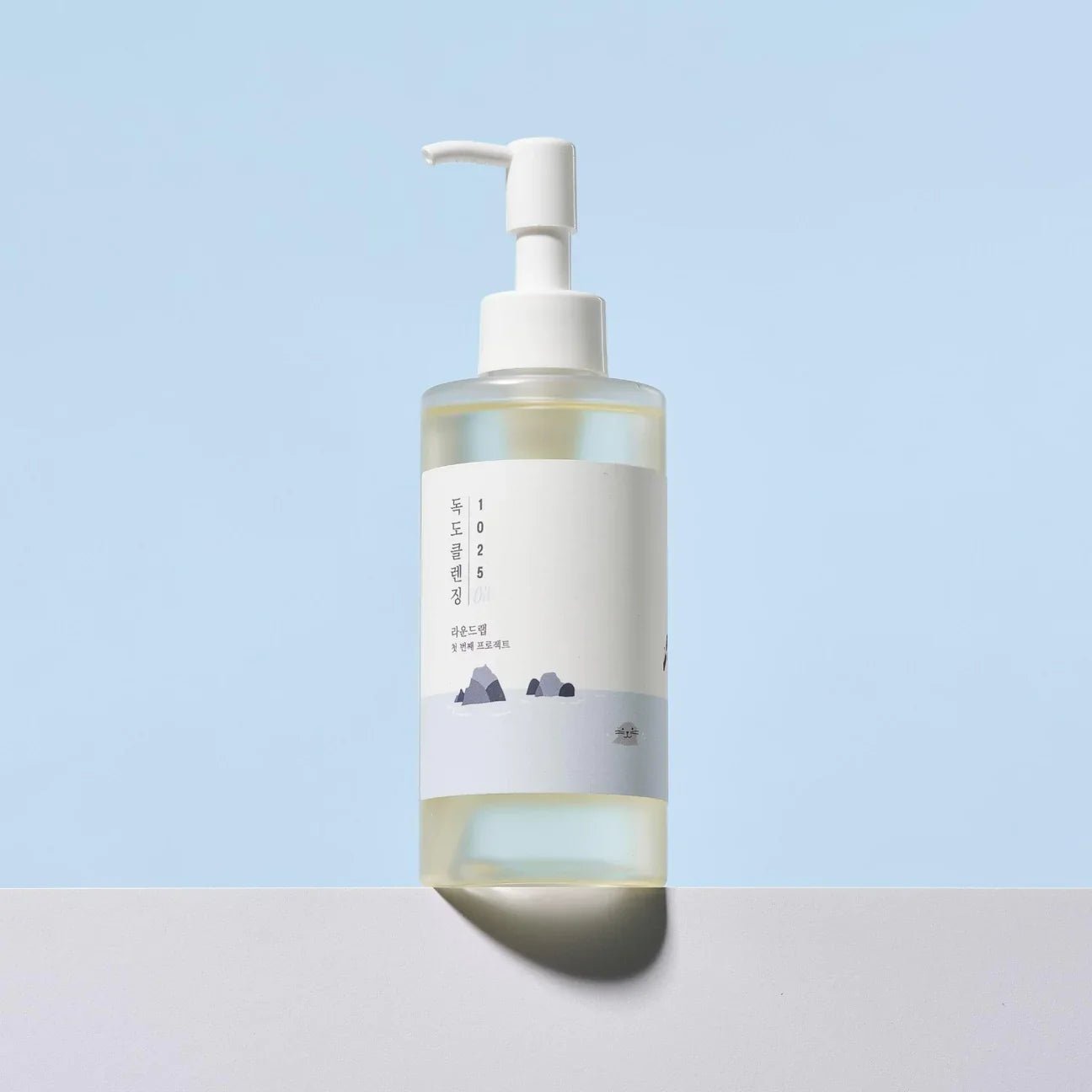ROUND LAB 1025 Dokdo Cleansing Oil (200ml) - Fanxi Life